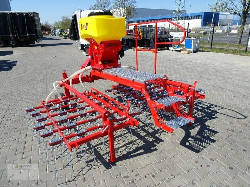 Vemac Wiesenstriegel 3m 300cm Striegel Wiesenschleppe Schleppe APV NEU - Češljasta drljača: slika 4 Vemac Wiesenstriegel 3m 300cm Striegel Wiesenschleppe Schleppe APV NEU - Češljasta drljača: slika 4