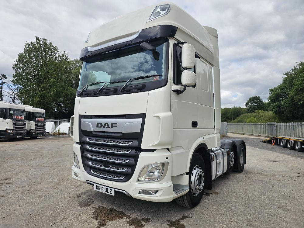 Daf 530 Xf530 - Tegljač: slika 1 Daf 530 Xf530 - Tegljač: slika 1