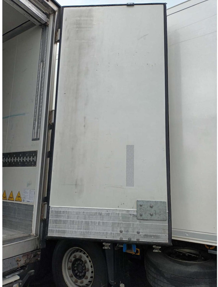 2018 Krone SDR Double Deck Cool Liner FP60 ThermoKing SLXi 300 Lifting Axle - Poluprikolica hladnjače: slika 3 2018 Krone SDR Double Deck Cool Liner FP60 ThermoKing SLXi 300 Lifting Axle - Poluprikolica hladnjače: slika 3