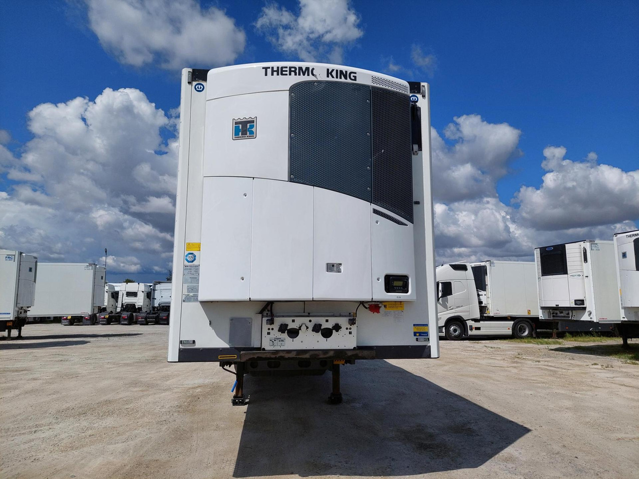 2018 Krone SDR Double Deck Cool Liner FP60 ThermoKing SLXi 300 Lifting Axle - Poluprikolica hladnjače: slika 2 2018 Krone SDR Double Deck Cool Liner FP60 ThermoKing SLXi 300 Lifting Axle - Poluprikolica hladnjače: slika 2