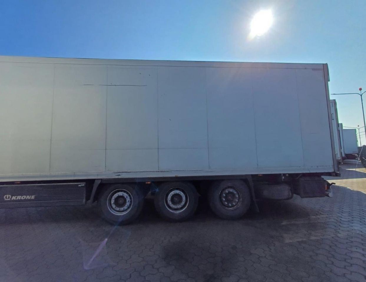 2018 Krone SDR Double Deck Cool Liner FP60 ThermoKing SLXi 300 Lifting Axle - Poluprikolica hladnjače: slika 5 2018 Krone SDR Double Deck Cool Liner FP60 ThermoKing SLXi 300 Lifting Axle - Poluprikolica hladnjače: slika 5