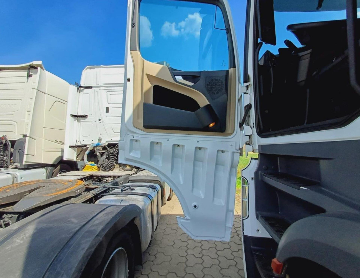 2021 Mercedes-Benz Actros 5 1845 BigSpace - Tegljač: slika 2 2021 Mercedes-Benz Actros 5 1845 BigSpace - Tegljač: slika 2