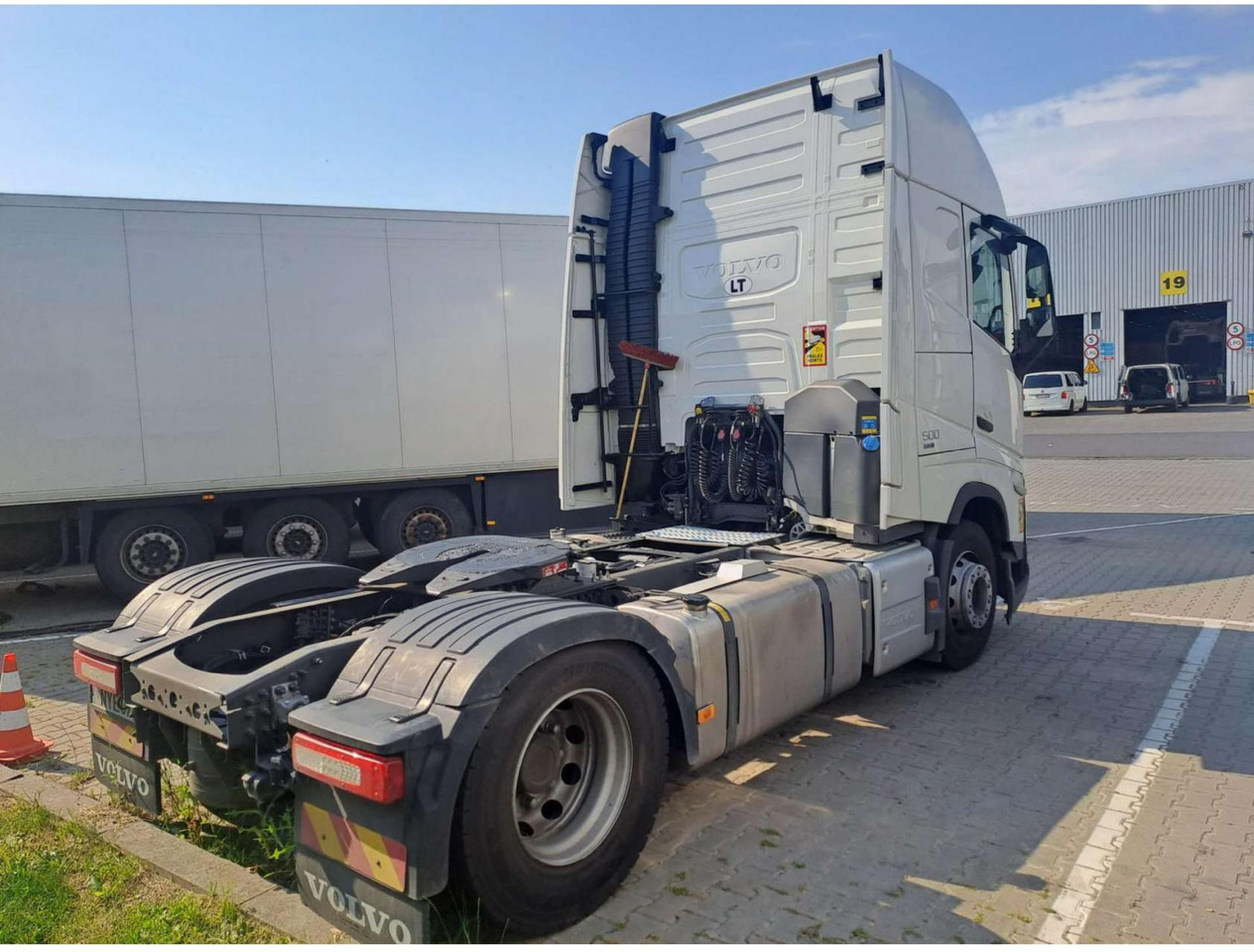 2025 Volvo FH 500 Globetrotter XL ACC - Tegljač: slika 4 2025 Volvo FH 500 Globetrotter XL ACC - Tegljač: slika 4