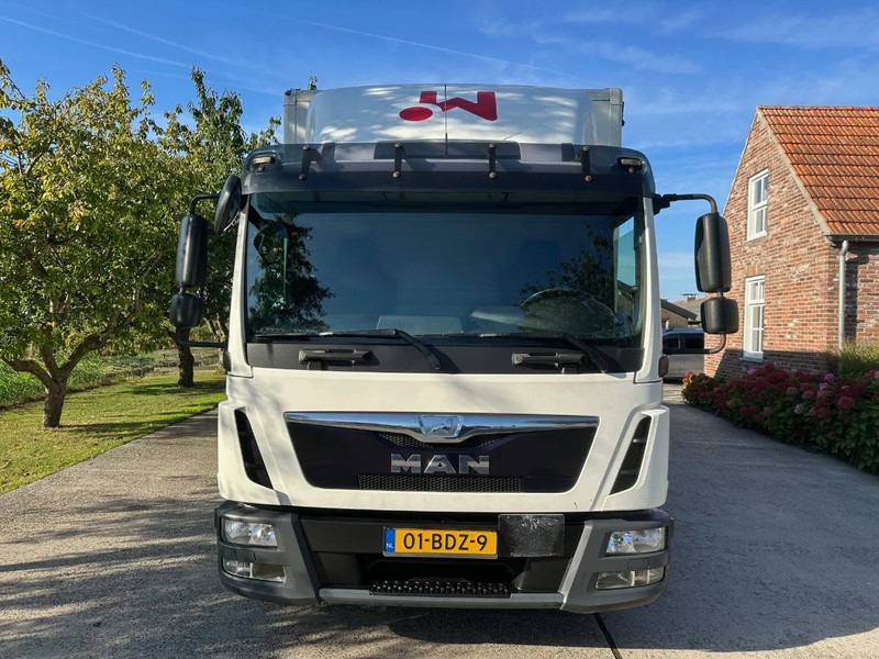 MAN TGL 12.220 / EURO6 / NL TRUCK / AUTOMATIC / CURTAINSIDE - Kamion sa ceradom: slika 2 MAN TGL 12.220 / EURO6 / NL TRUCK / AUTOMATIC / CURTAINSIDE - Kamion sa ceradom: slika 2
