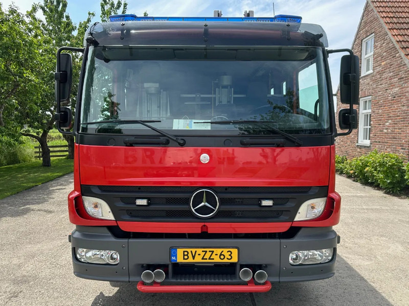 Mercedes-Benz Atego 1426 / FIRETRUCK / FULL EQUIPMENT / LOW KM / GODIVA PUMP 254h / TOPCONDITION!! - Vatrogasni kamion: slika 3 Mercedes-Benz Atego 1426 / FIRETRUCK / FULL EQUIPMENT / LOW KM / GODIVA PUMP 254h / TOPCONDITION!! - Vatrogasni kamion: slika 3