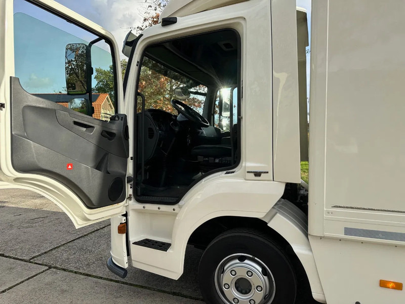 Mercedes-Benz Atego 916 / NL TRUCK / EURO 6 / TOP CONDITION!! / ELEC. SLIDING DOOR+DOUBLE SIDE DOOR+STEP / NEW TACHO - Kamion sa zatvorenim sandukom: slika 4 Mercedes-Benz Atego 916 / NL TRUCK / EURO 6 / TOP CONDITION!! / ELEC. SLIDING DOOR+DOUBLE SIDE DOOR+STEP / NEW TACHO - Kamion sa zatvorenim sandukom: slika 4
