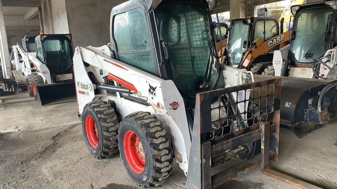 BOBCAT S550 - Instrument/ Oprema: slika 1 BOBCAT S550 - Instrument/ Oprema: slika 1