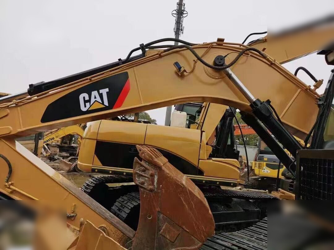 Bager guseničar CATERPILLAR 312D: slika 6