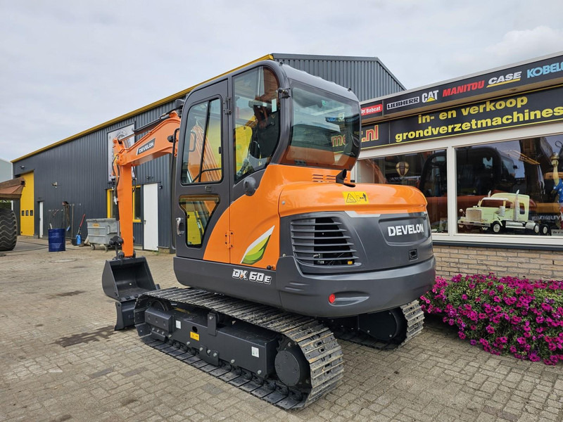 Develon DX60E-10N - Mini bager: slika 3 Develon DX60E-10N - Mini bager: slika 3