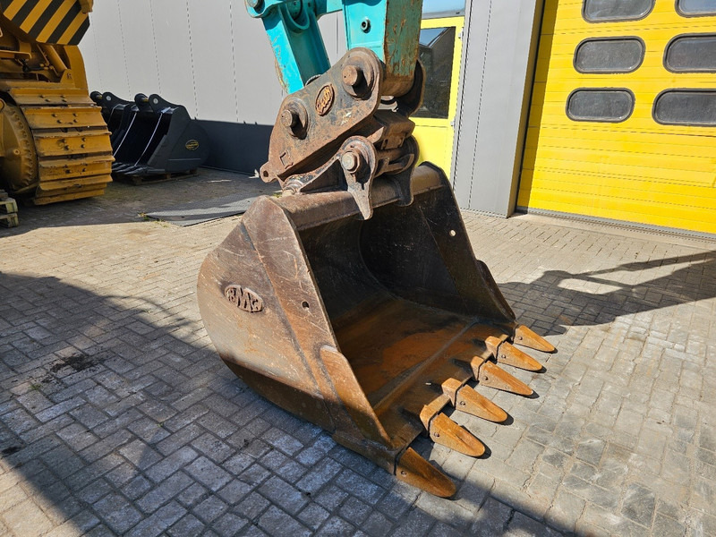 Bager guseničar Kobelco SK210LC-9: slika 18