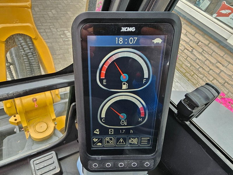 Mini bager novi XCMG XE27U: slika 15