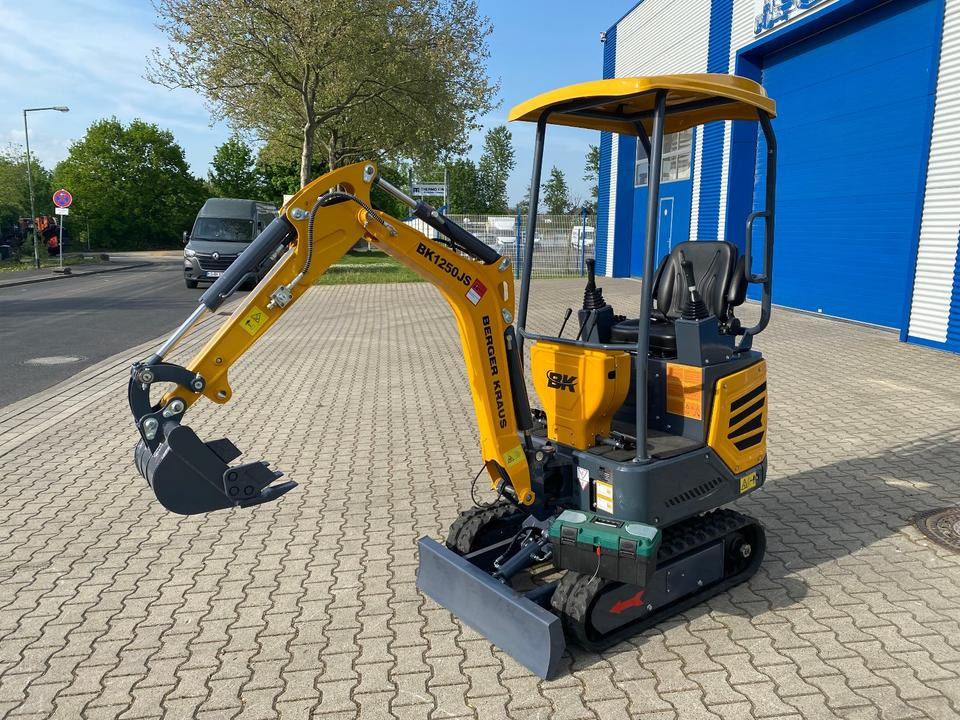 Minibagger BK1250JS + Schaufelpaket *INKL.19% MWST*KUBOTA*BERGER KRAUS*JOYSTICK*SOFORT!* - Mini bager: slika 1 Minibagger BK1250JS + Schaufelpaket *INKL.19% MWST*KUBOTA*BERGER KRAUS*JOYSTICK*SOFORT!* - Mini bager: slika 1