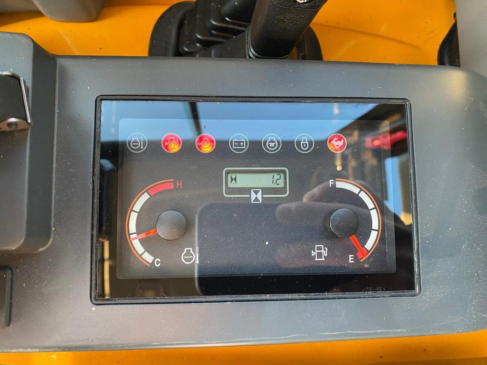 Mini bager, Prikolica Minibagger BK2000NKSR + Tieflader + Zubehör *INKL.19% MWST*BERGER KRAUS*KUBOTA* KLIMA*SCHWENKARM*VERSTELLFAHRWERK*: slika 13