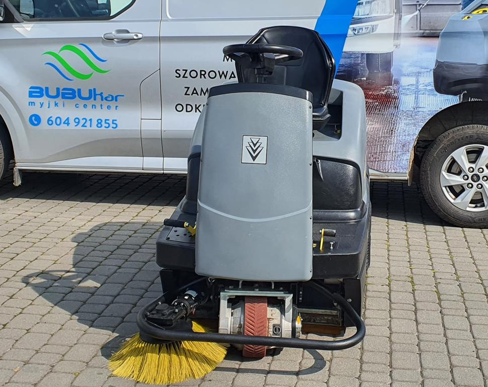 KÄRCHER KM 100/100 R Bp - Industrijska mašina za metenje: slika 3 KÄRCHER KM 100/100 R Bp - Industrijska mašina za metenje: slika 3