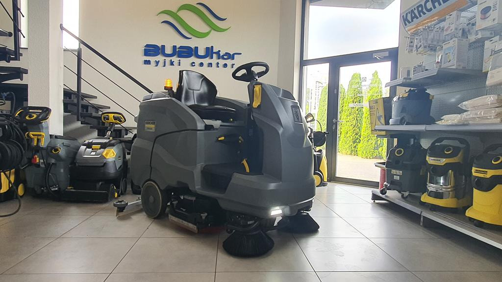 KÄRCHER Szorowarka Zamiatarka KARCHER B200 R Dose SB Serwis GWARANCJA 2019 YEAR - Mašina za pranje podova: slika 1 KÄRCHER Szorowarka Zamiatarka KARCHER B200 R Dose SB Serwis GWARANCJA 2019 YEAR - Mašina za pranje podova: slika 1