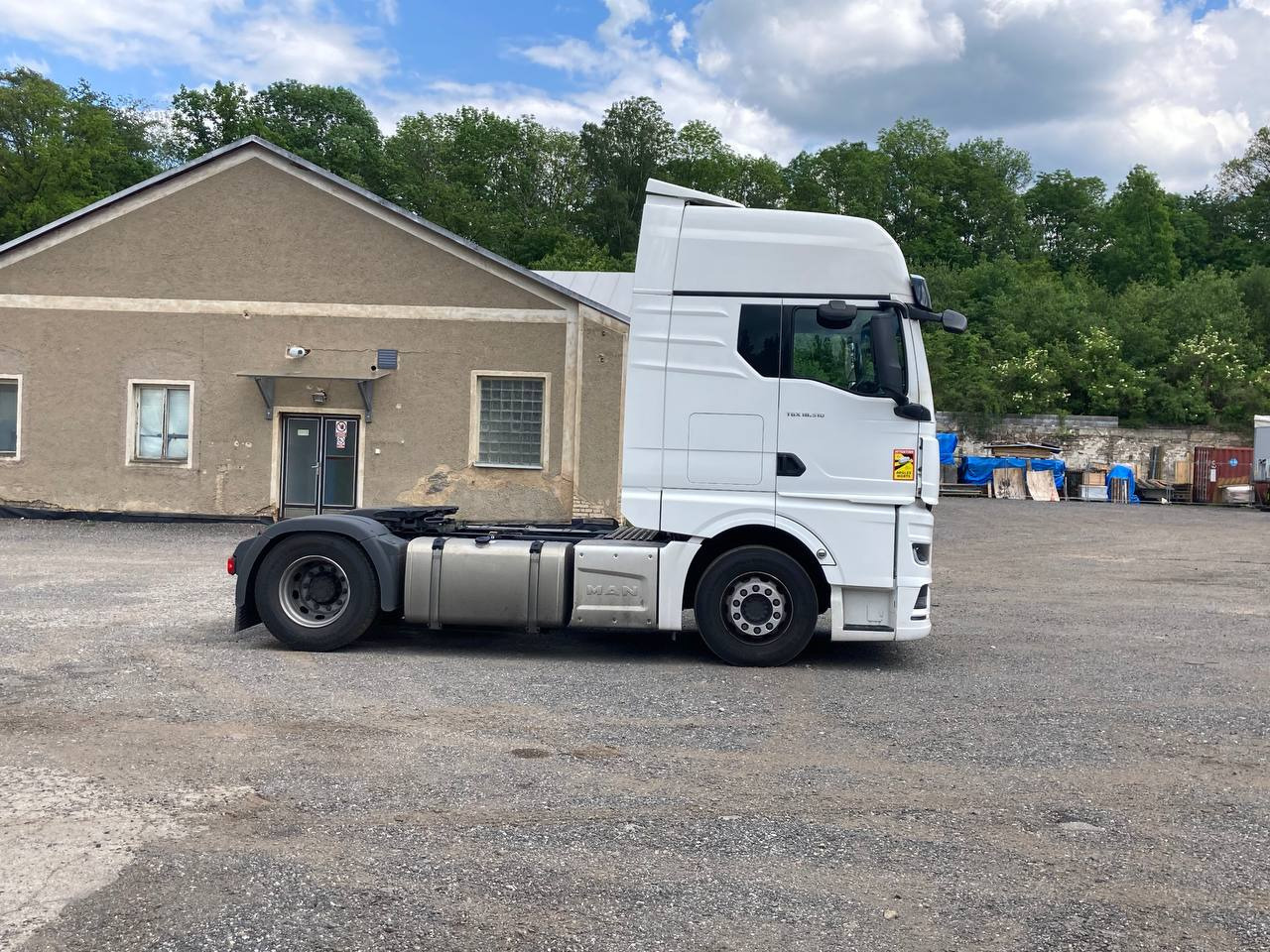 MAN TGX 18.510 XXL*RETARDER*2xTANK*STANDARD*2021 - Tegljač: slika 4 MAN TGX 18.510 XXL*RETARDER*2xTANK*STANDARD*2021 - Tegljač: slika 4