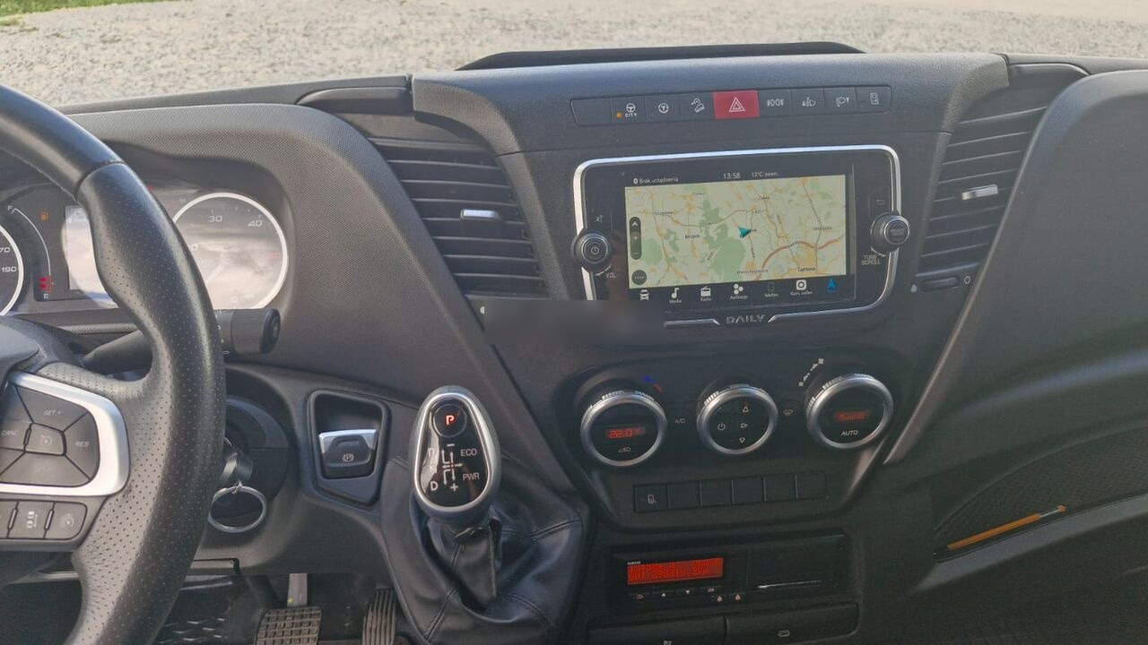 Šlep vozilo IVECO Daily 35s18 / HIMATIC / euro6 / 35.000 euro NETTO: slika 14