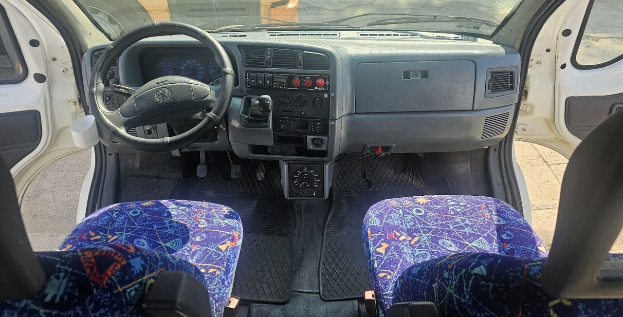 Minibus, Putnički kombi Peugeot BOXER 2.5: slika 8
