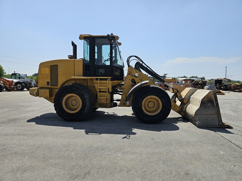 CATERPILLAR 930G - Utovarivač točkaš: slika 5 CATERPILLAR 930G - Utovarivač točkaš: slika 5