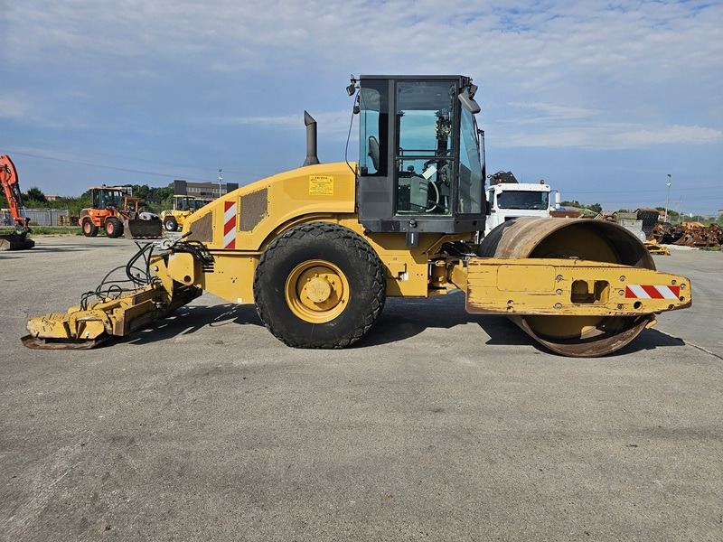 CATERPILLAR CS56 - Kompaktor: slika 4 CATERPILLAR CS56 - Kompaktor: slika 4