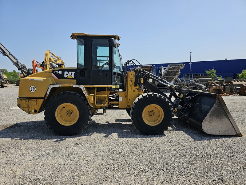 CATERPILLAR IT14G - Utovarivač točkaš: slika 4 CATERPILLAR IT14G - Utovarivač točkaš: slika 4