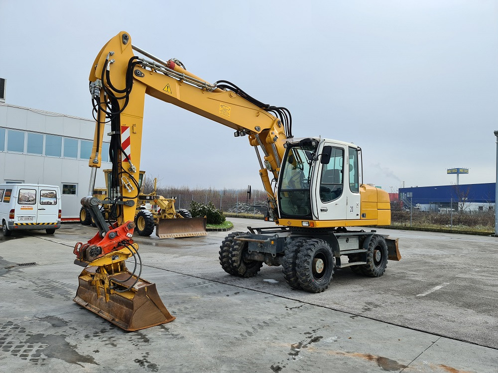 LIEBHERR A316 - Građevinska mašina: slika 1 LIEBHERR A316 - Građevinska mašina: slika 1