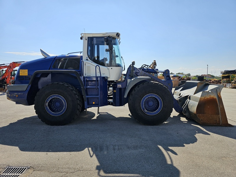 LIEBHERR L556 - Utovarivač točkaš: slika 4 LIEBHERR L556 - Utovarivač točkaš: slika 4