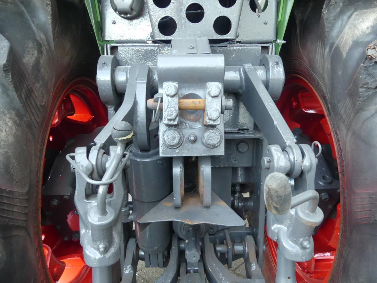 Traktor Fendt 203V: slika 12