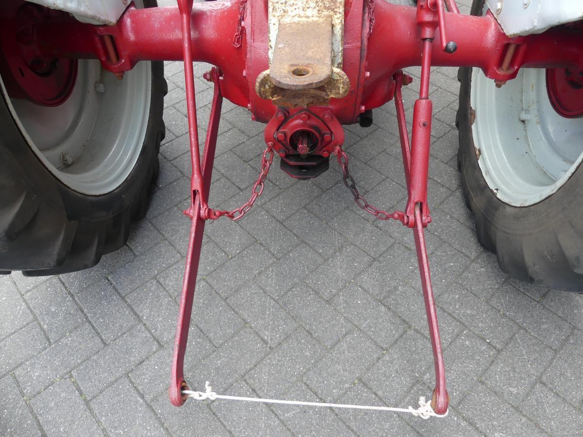 Traktor Ford 8N, Dearborn: slika 7