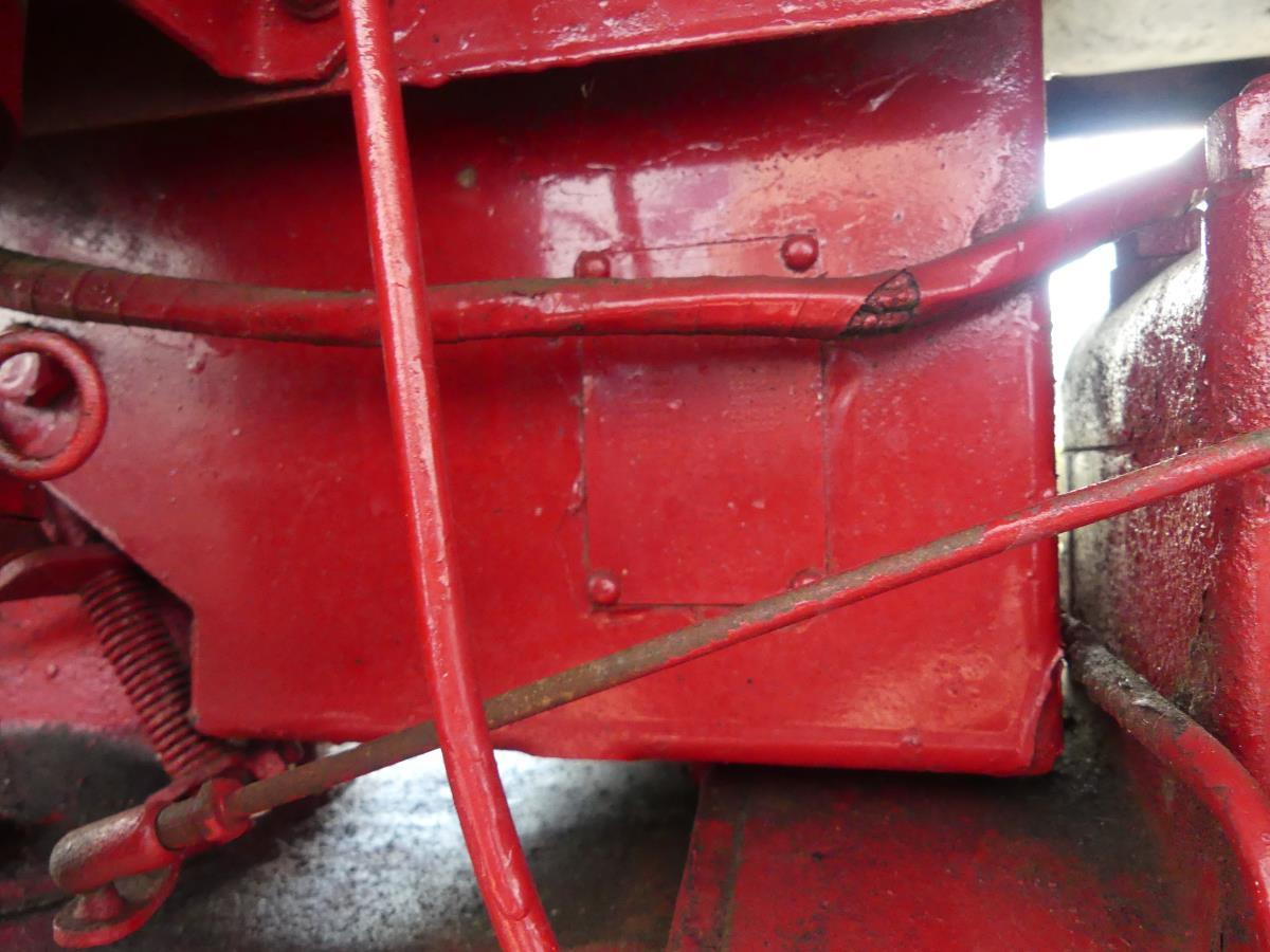 Traktor Ford 8N, Dearborn: slika 26