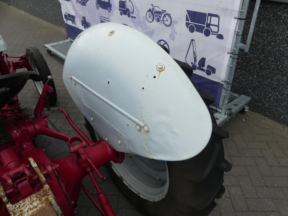 Traktor Ford 8N, Dearborn: slika 15