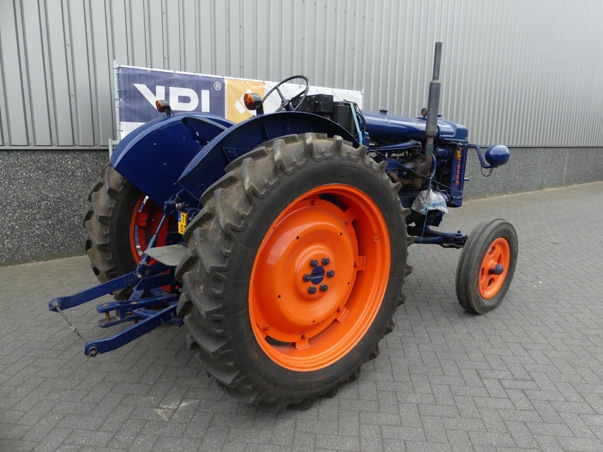 Fordson 27N - Traktor: slika 5 Fordson 27N - Traktor: slika 5