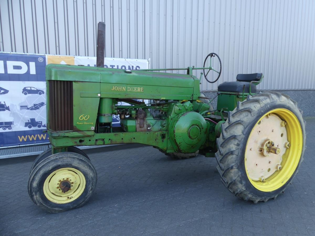 John-Deere 60 - Traktor: slika 3 John-Deere 60 - Traktor: slika 3
