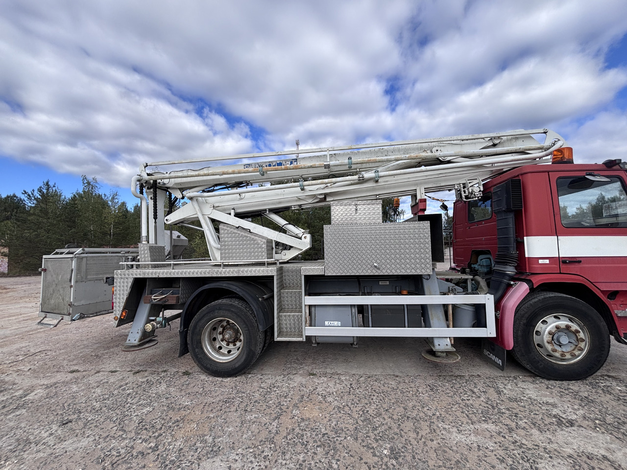 SCANIA - Vatrogasni kamion: slika 4 SCANIA - Vatrogasni kamion: slika 4