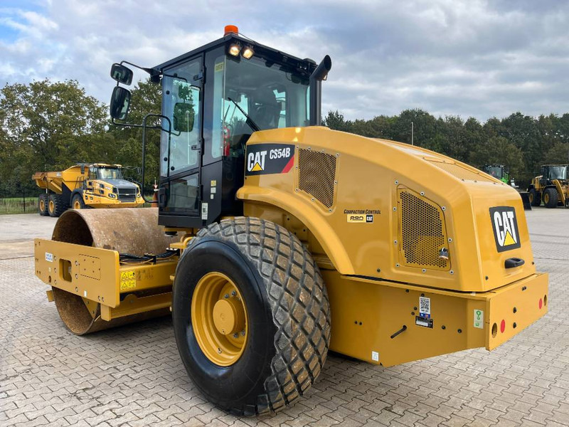 Cat CS 54 B - Valjak: slika 2 Cat CS 54 B - Valjak: slika 2