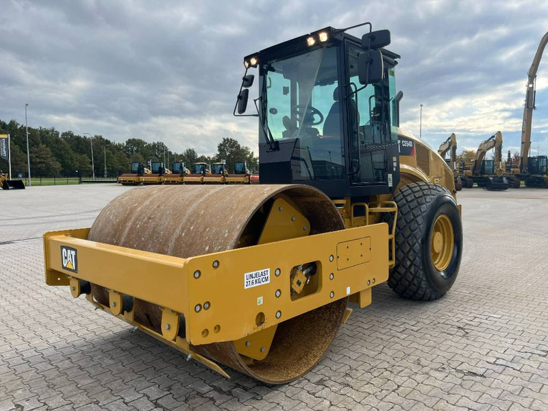 Cat CS 54 B - Valjak: slika 1 Cat CS 54 B - Valjak: slika 1