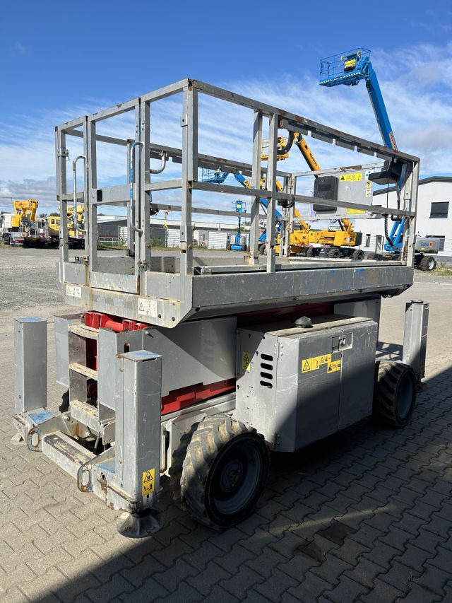 GENIE GS3369RT - Lift u obliku makaza: slika 2 GENIE GS3369RT - Lift u obliku makaza: slika 2