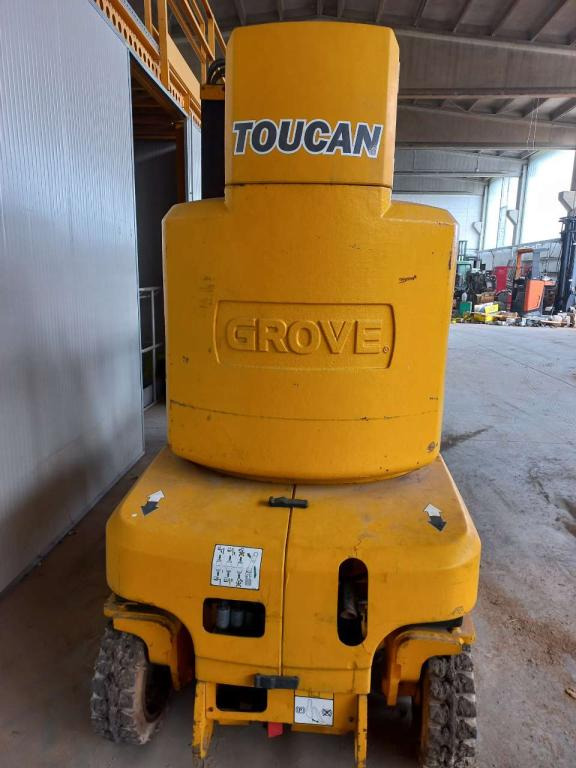 Grove Piattaforma elettrica Toucan 1010 - Jarbolna penjajuća platforma: slika 2 Grove Piattaforma elettrica Toucan 1010 - Jarbolna penjajuća platforma: slika 2