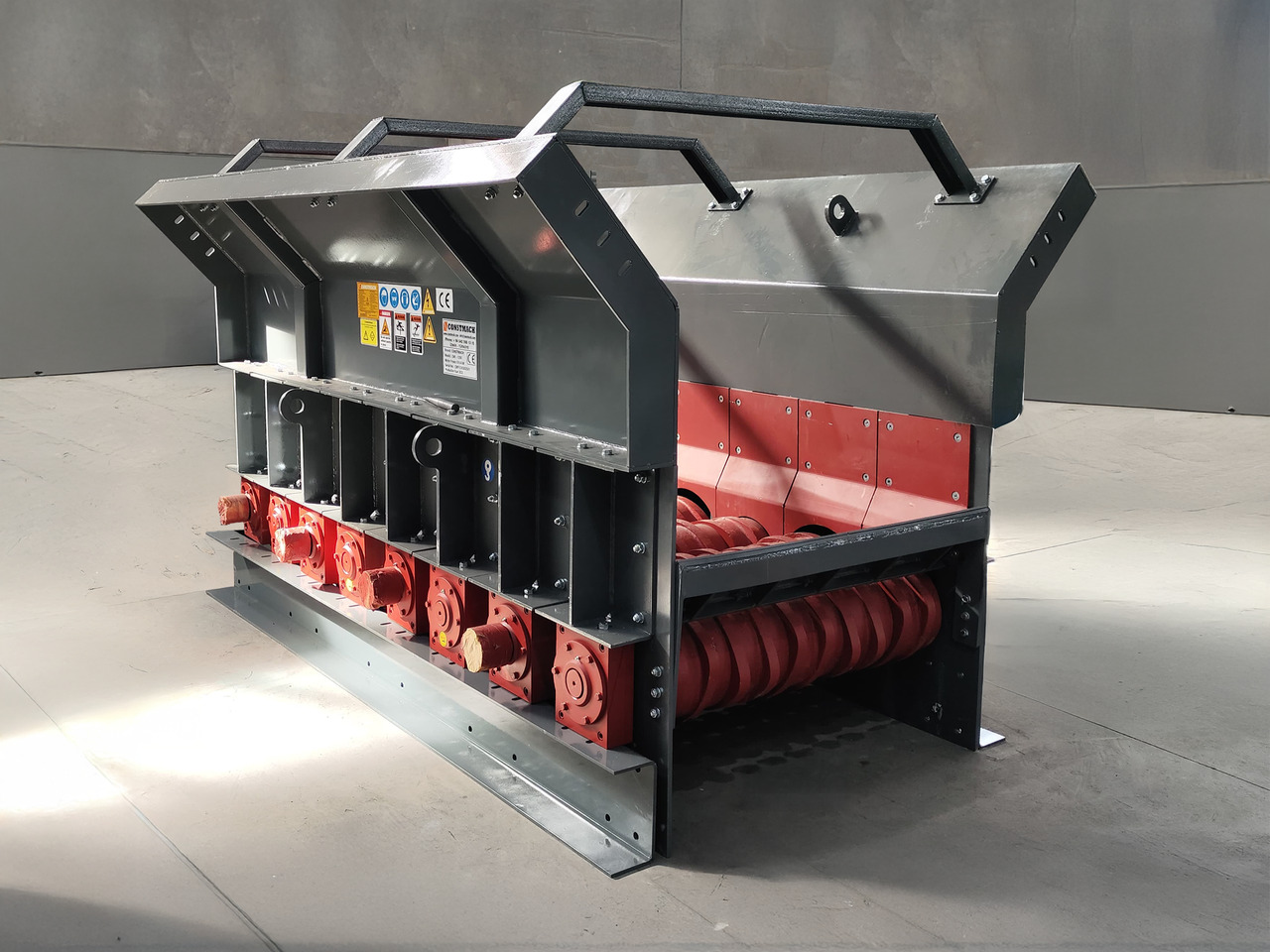 CONSTMACH High-Performance Wobbler Feeder for Continuous Material Flow | Industrial-Grade Feeder System - Rudarska mašina: slika 1 CONSTMACH High-Performance Wobbler Feeder for Continuous Material Flow | Industrial-Grade Feeder System - Rudarska mašina: slika 1