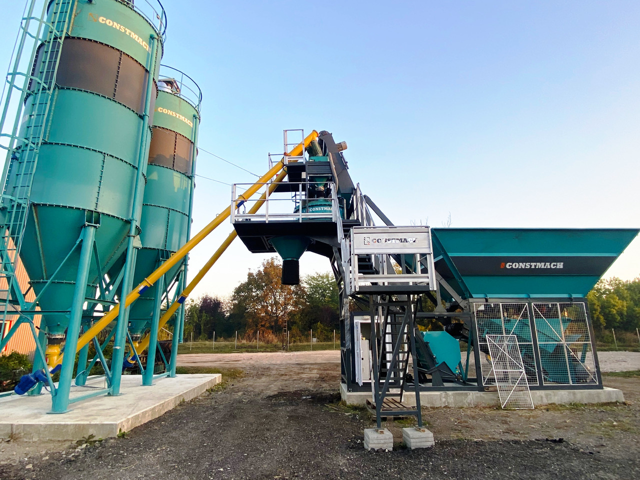 Constmach 30 m³/h Compact Concrete Batching Plant - Fabrika betona: slika 1 Constmach 30 m³/h Compact Concrete Batching Plant - Fabrika betona: slika 1