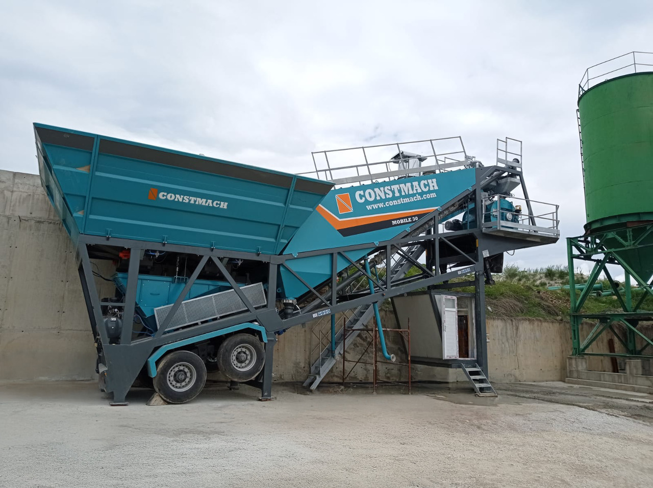 Constmach 30 m³/h Mobile Concrete Batching Plant - Fabrika betona: slika 2 Constmach 30 m³/h Mobile Concrete Batching Plant - Fabrika betona: slika 2