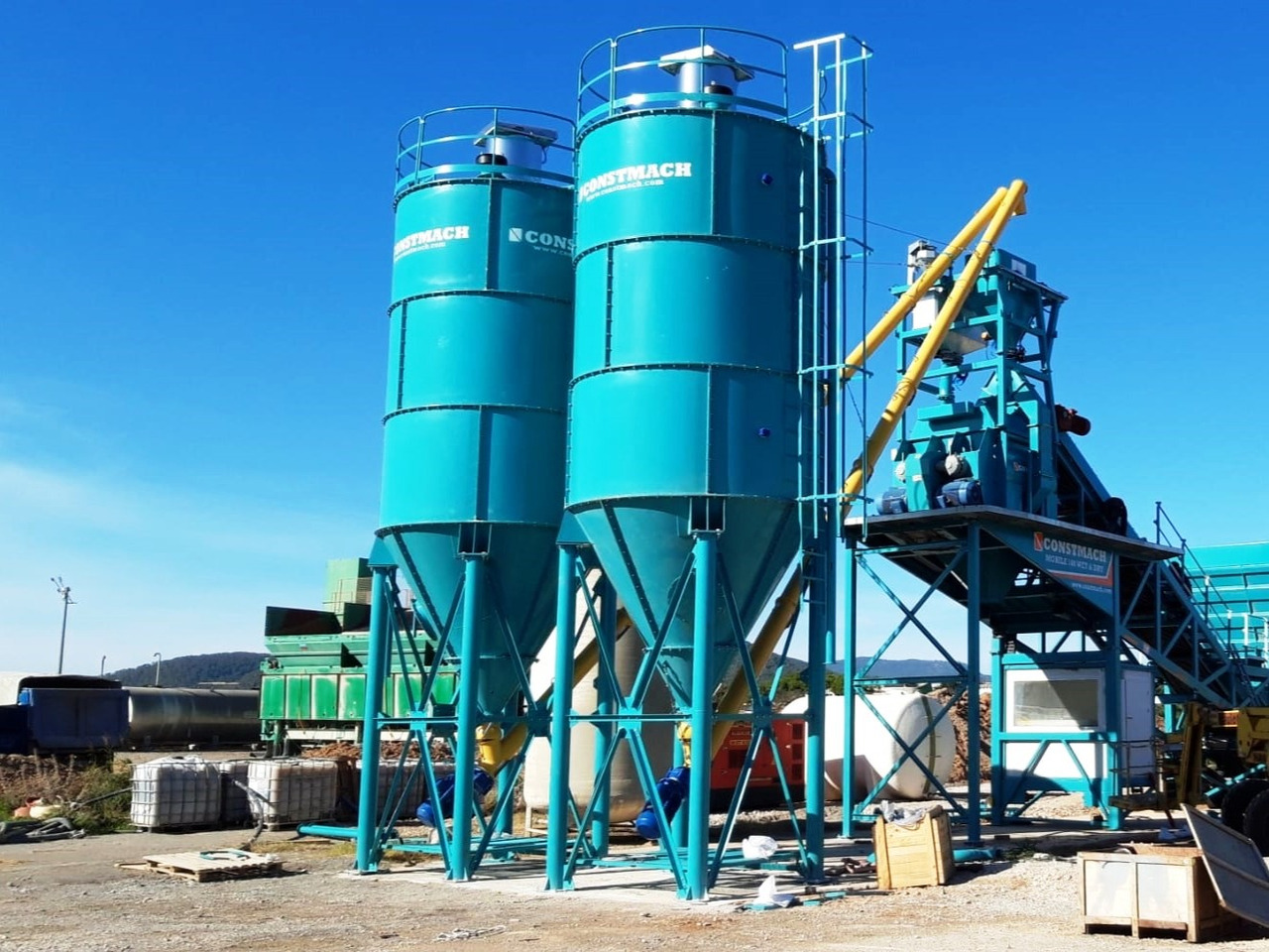 Constmach Silo à Ciment d'une Capacité de 50 Tonnes - Silos za cement: slika 2 Constmach Silo à Ciment d'une Capacité de 50 Tonnes - Silos za cement: slika 2