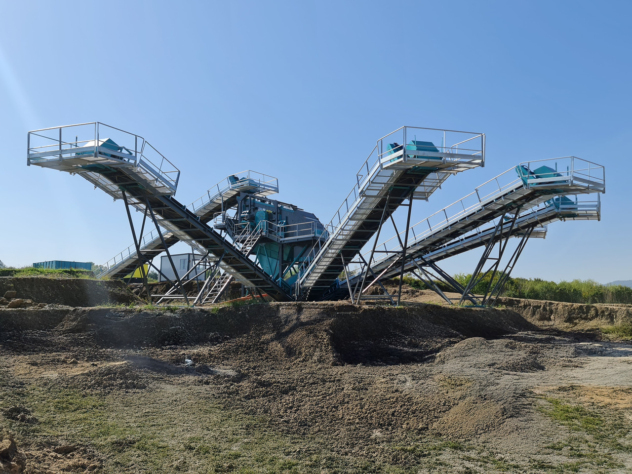 Constmach Stationäre Wasch- und Siebanlagen (Sand-, Kies-, Schotter Wäsche und -siebung) - Sito: slika 1 Constmach Stationäre Wasch- und Siebanlagen (Sand-, Kies-, Schotter Wäsche und -siebung) - Sito: slika 1