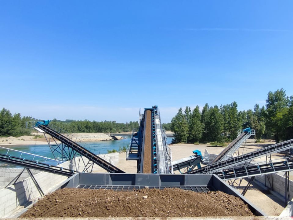 Constmach Stationäre Wasch- und Siebanlagen (Sand-, Kies-, Schotter Wäsche und -siebung) - Sito: slika 5 Constmach Stationäre Wasch- und Siebanlagen (Sand-, Kies-, Schotter Wäsche und -siebung) - Sito: slika 5