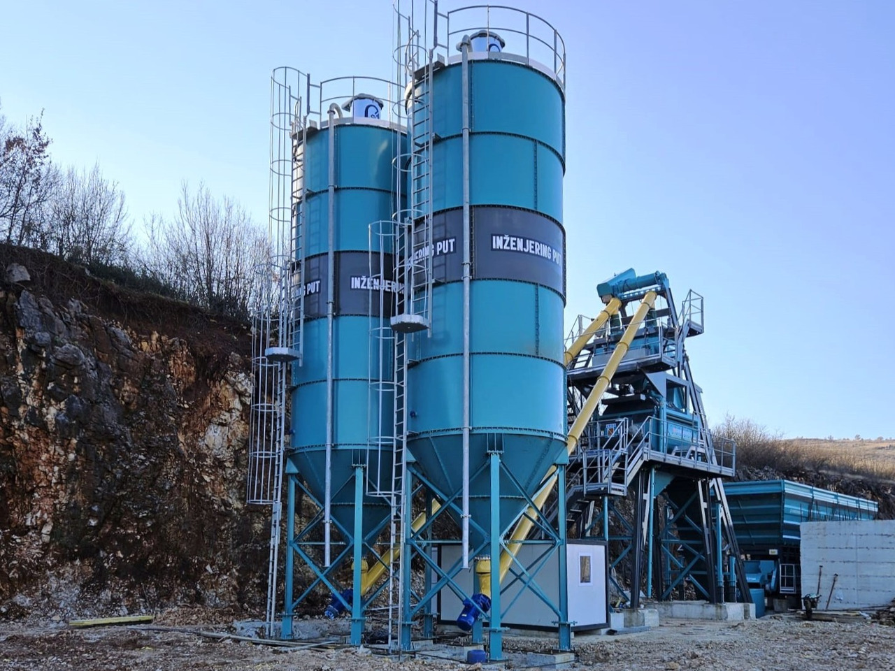 Constmach Zement Silo mit 75 Tonnen Kapazität - Silos za cement: slika 1 Constmach Zement Silo mit 75 Tonnen Kapazität - Silos za cement: slika 1