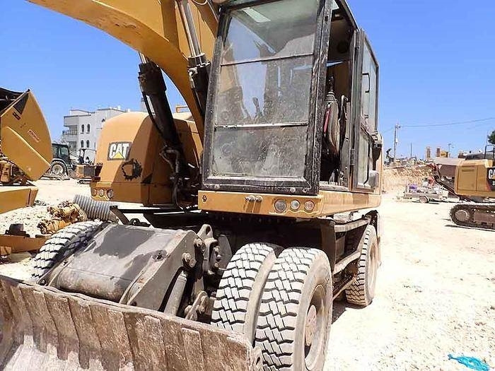 CAT M320F - Bager: slika 2 CAT M320F - Bager: slika 2