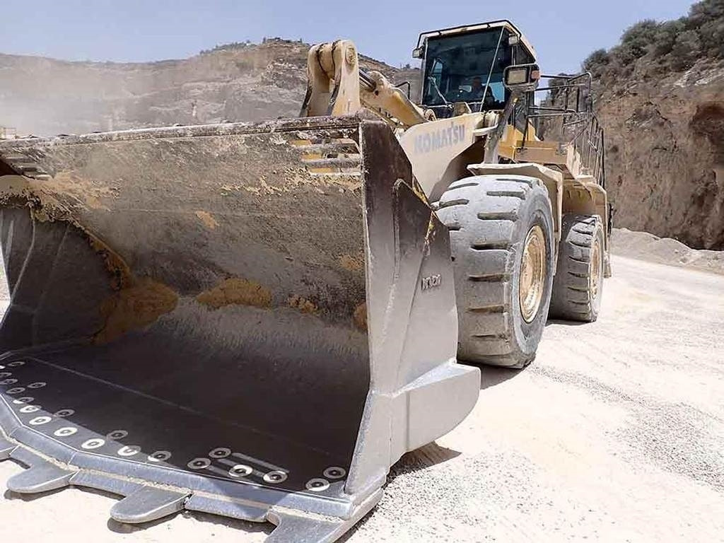 Komatsu WA600-8EO - Utovarivač točkaš: slika 2 Komatsu WA600-8EO - Utovarivač točkaš: slika 2
