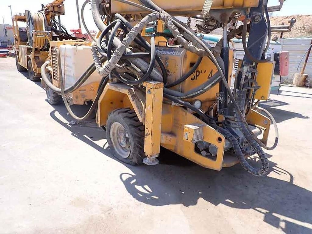 Putzmeister SPM4210 - Oprema za beton: slika 3 Putzmeister SPM4210 - Oprema za beton: slika 3
