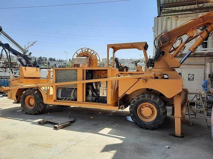 SIKA PUTZMESITER PM500P - Oprema za beton: slika 1 SIKA PUTZMESITER PM500P - Oprema za beton: slika 1
