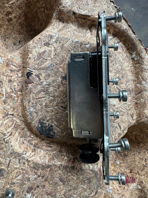 ZF Wählaktuator Getriebe 0501328597 - Menjač i delovi za Kamion: slika 4 ZF Wählaktuator Getriebe 0501328597 - Menjač i delovi za Kamion: slika 4